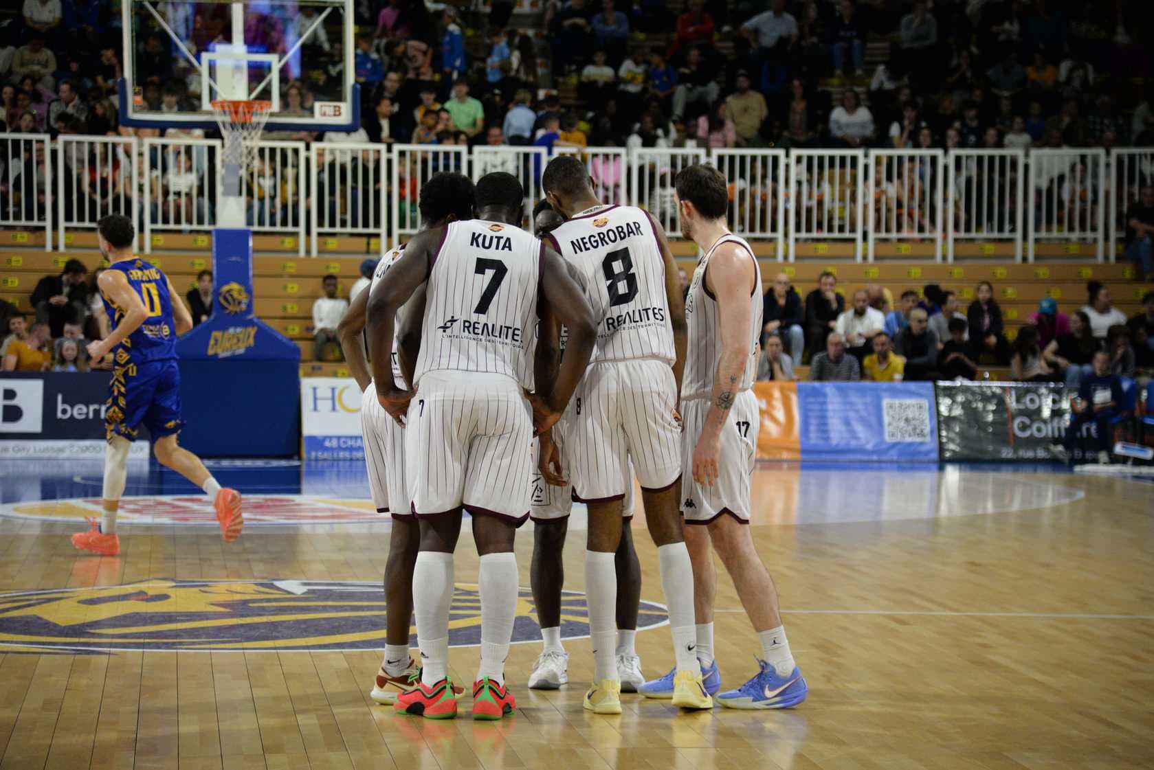 Orléans se relance, Aix-Maurienne aussi, Caen chute hors du Top 10