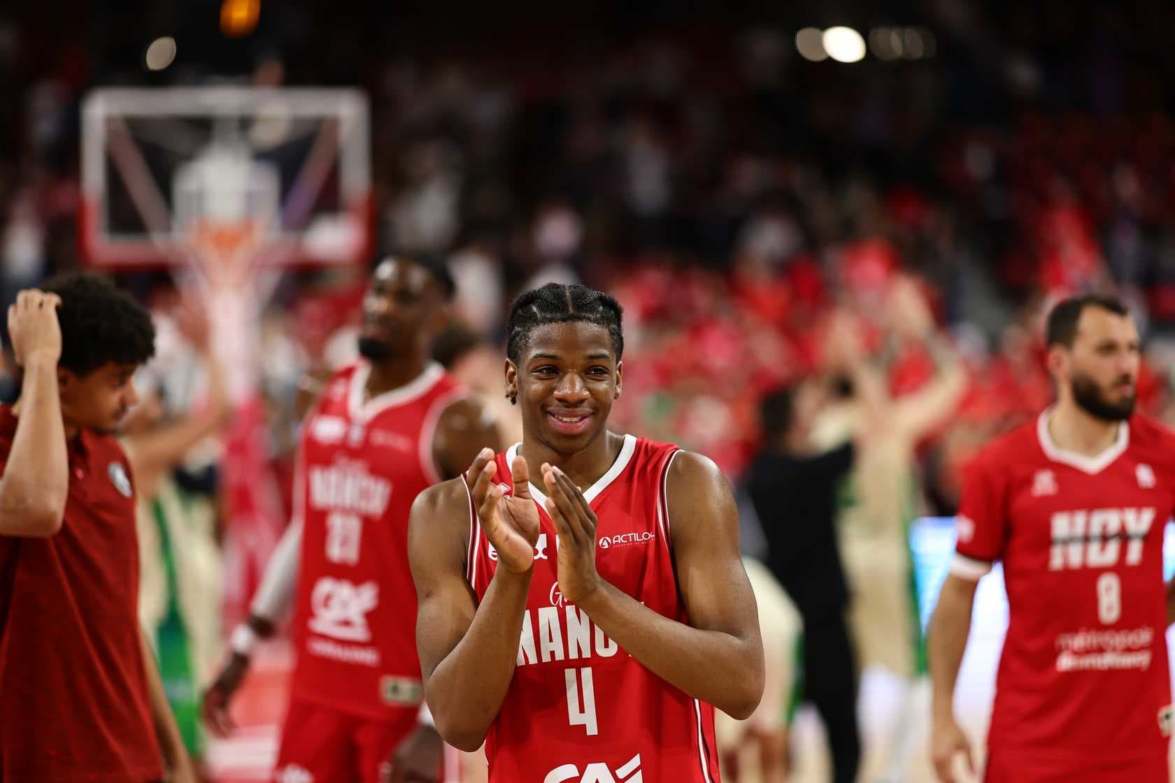 Appelé en équipe de France et titularisé en Betclic ÉLITE, la journée des premières pour Marc-Owen Fodzo Dada