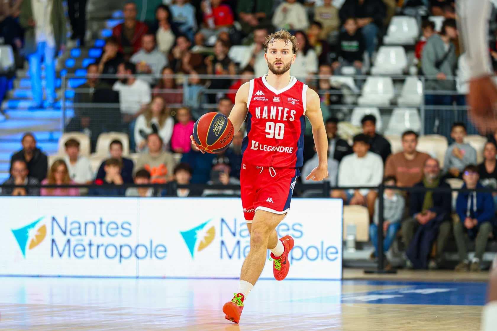 Lucas Bourhis éclabousse la Trocardière : record d’évaluation cette saison qui propulse Nantes dans le Top 10