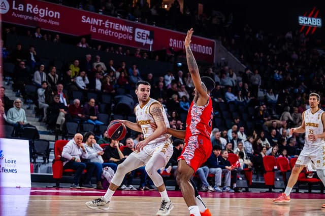 Anthony Da Silva va jouer dans l’équipe coachée par son père à Quimper !