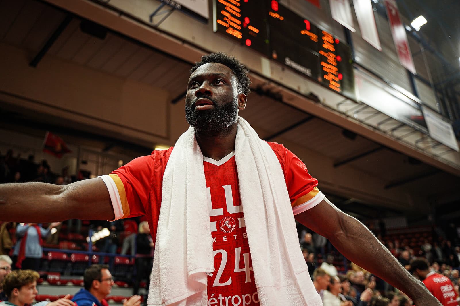 Mérédis Houmounou fête sa 200e avec le SLUC Nancy