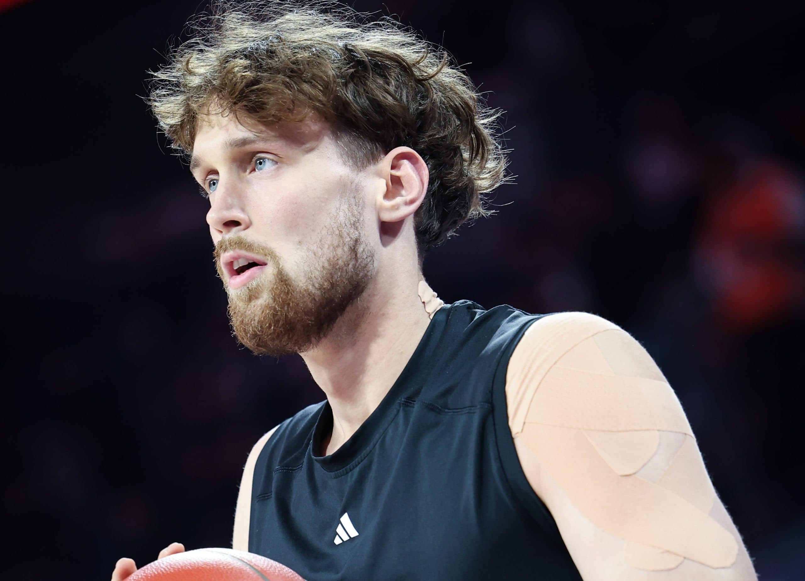 Mikael Jantunen brille pour ses débuts avec le Fenerbahçe, qui remporte la SuperCup turque 2025