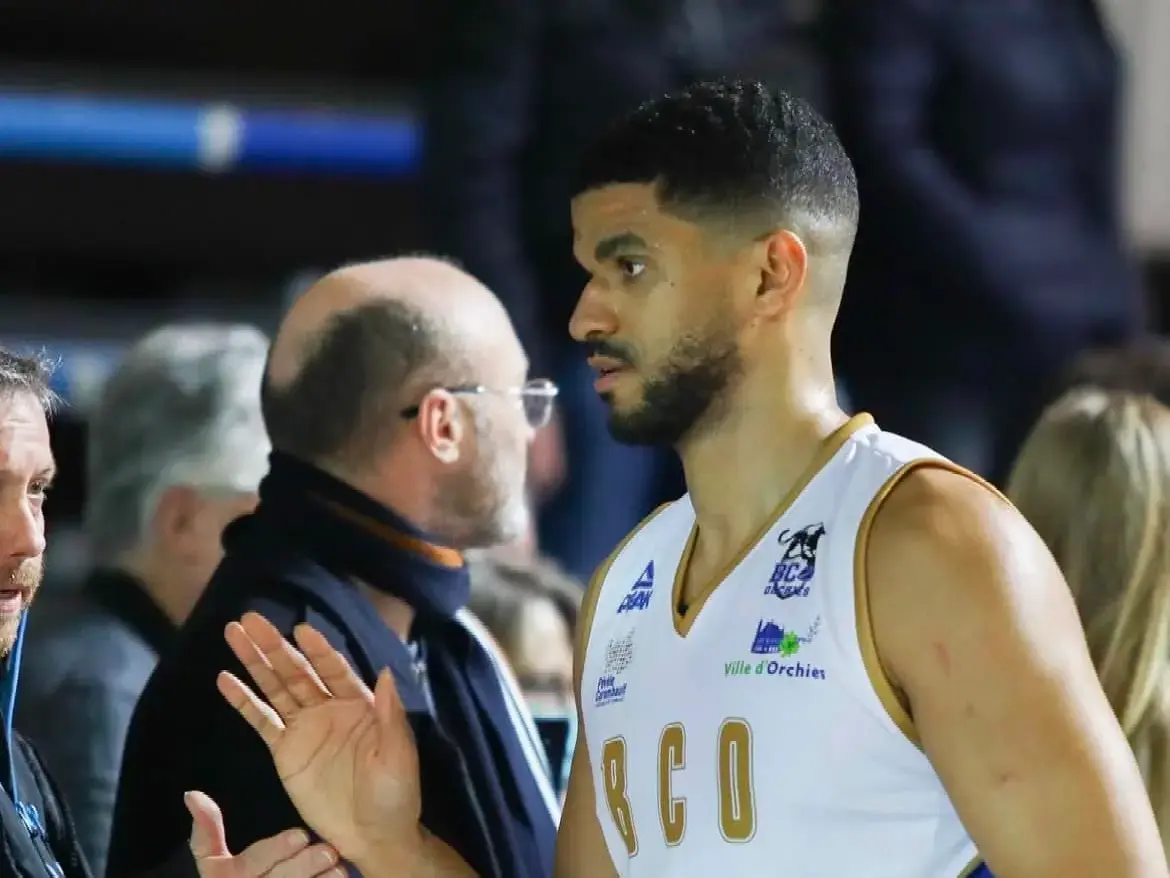 Mahes Montout blessé, les Mustangs Mulhouse avancent sur la piste Mike Benhamed