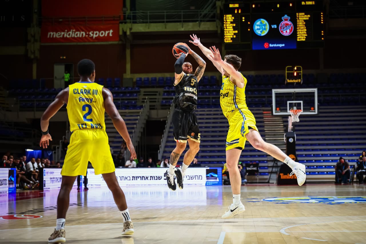 Mike James, un record historique et un titre de MVP de la 9e journée d’EuroLeague
