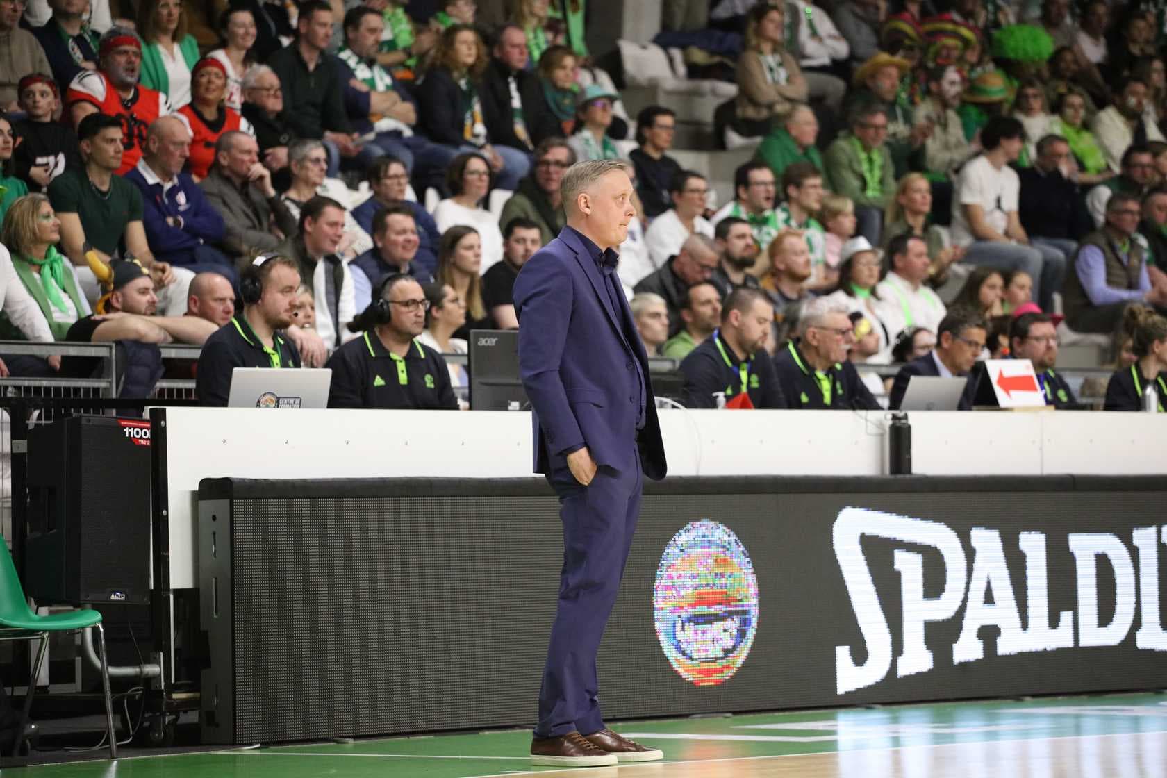 Le Limoges CSP « condamne fermement » les menaces subies par son coach Mikko Larkas et son staff à La Rochelle