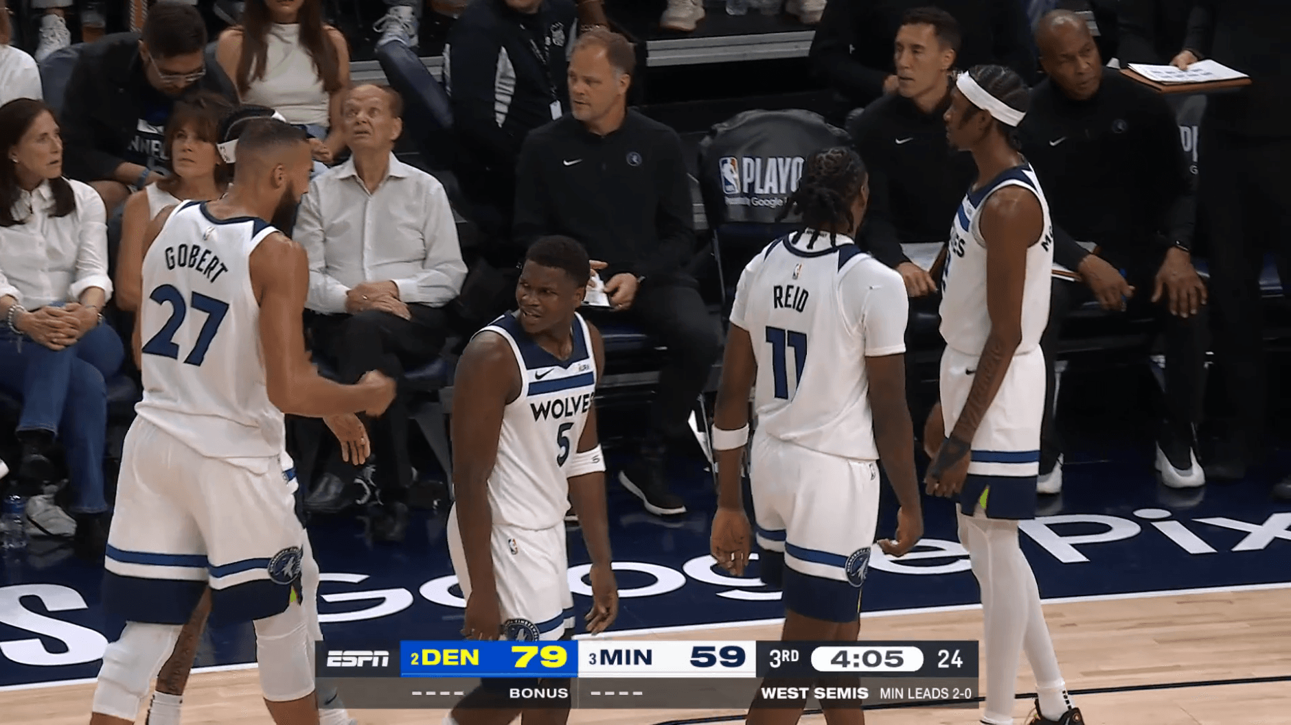 La grosse réaction de Denver chez les Timberwolves !