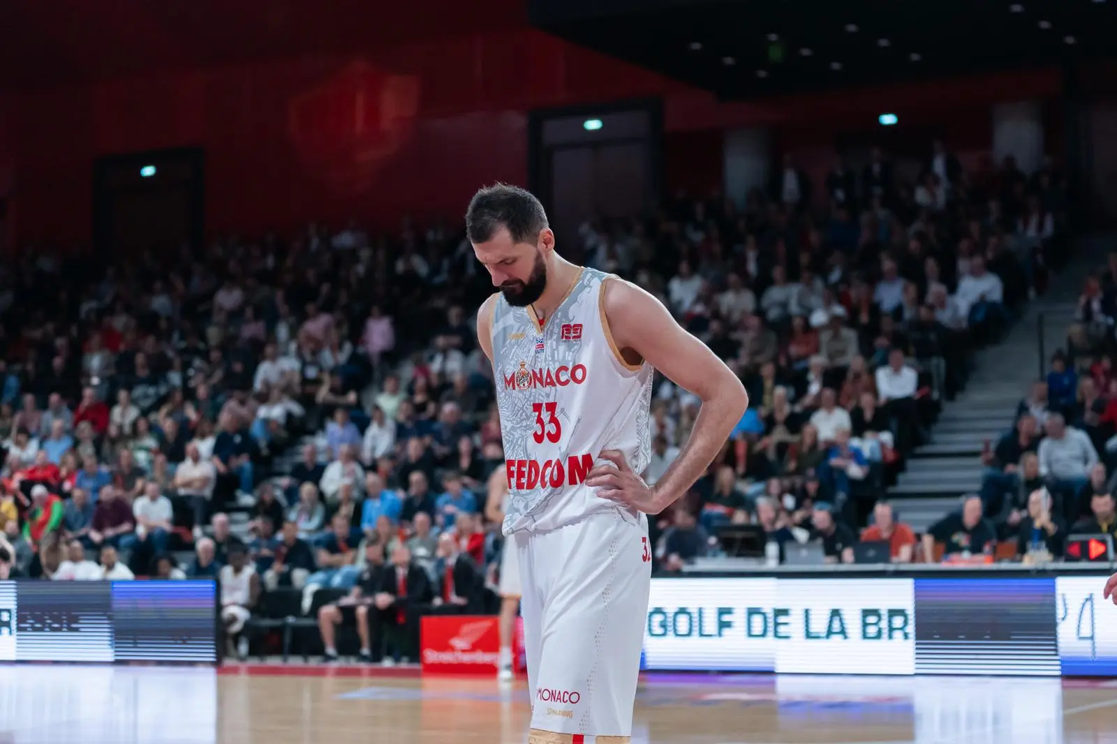 Catastrophe avant les phases finales : Monaco perd de nouveau Nikola Mirotic, pour une durée indéterminée…