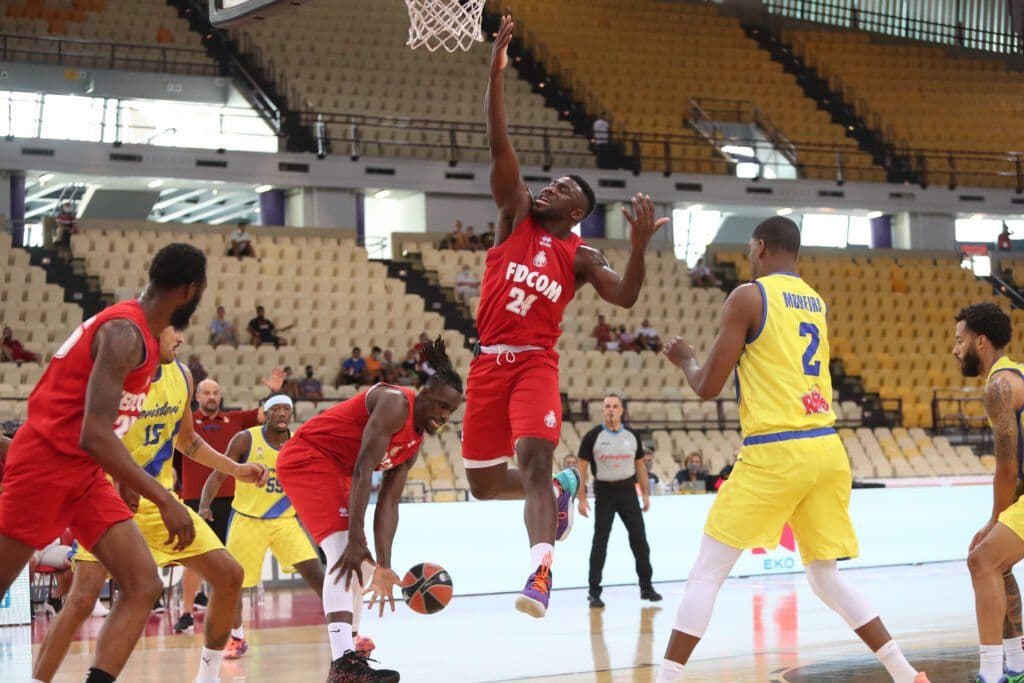 Monaco bat Peristeri et rejoint l’Olympiakos en finale du tournoi d’Athènes