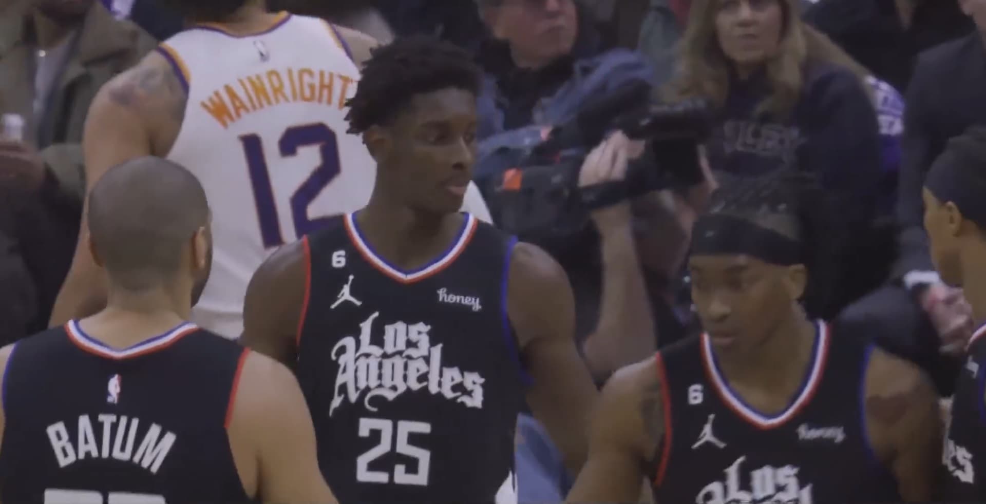 Moussa Diabaté s’approche du double-double contre Phoenix