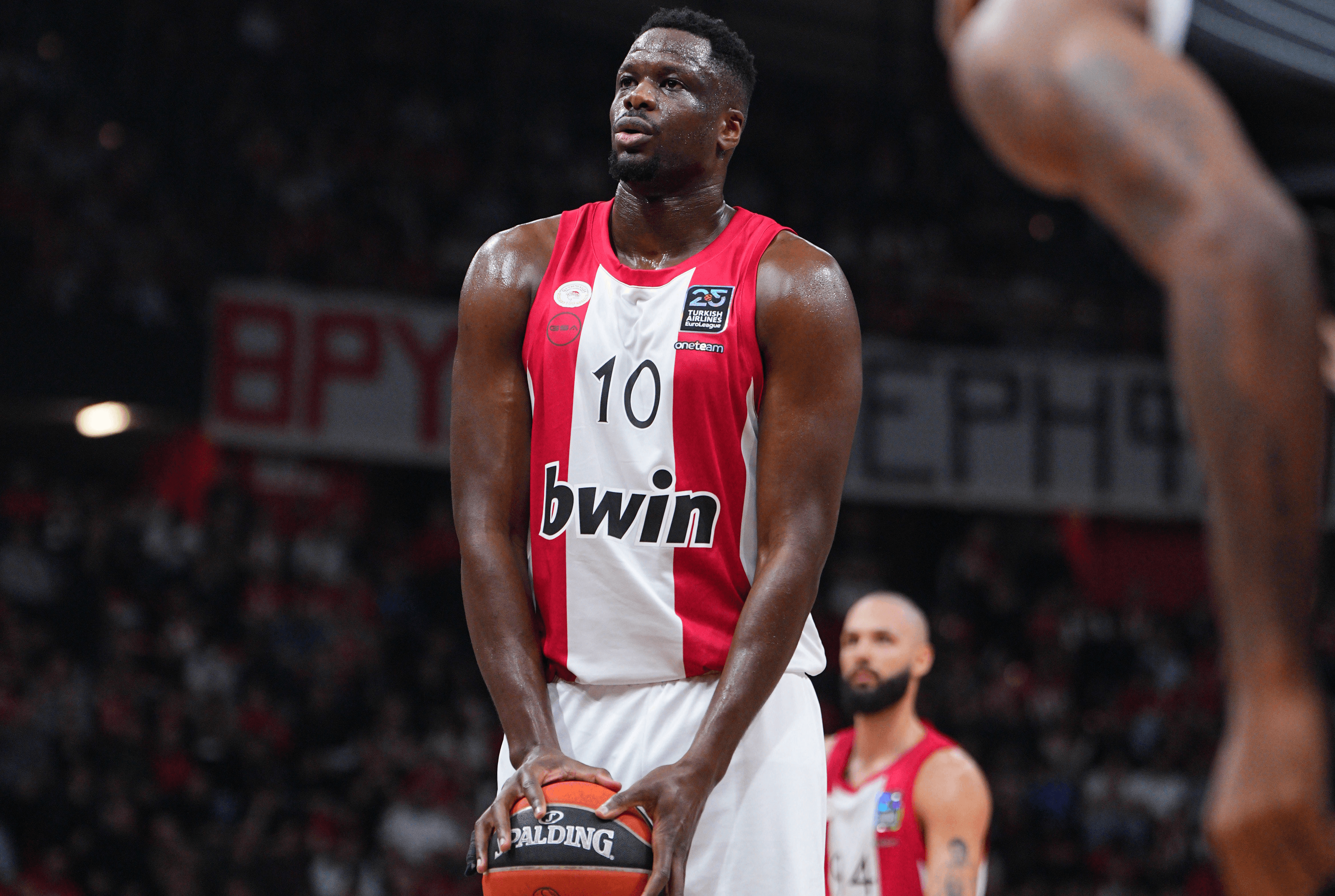 Moustapha Fall bat son record de passes décisives cette saison avec l’Olympiakos
