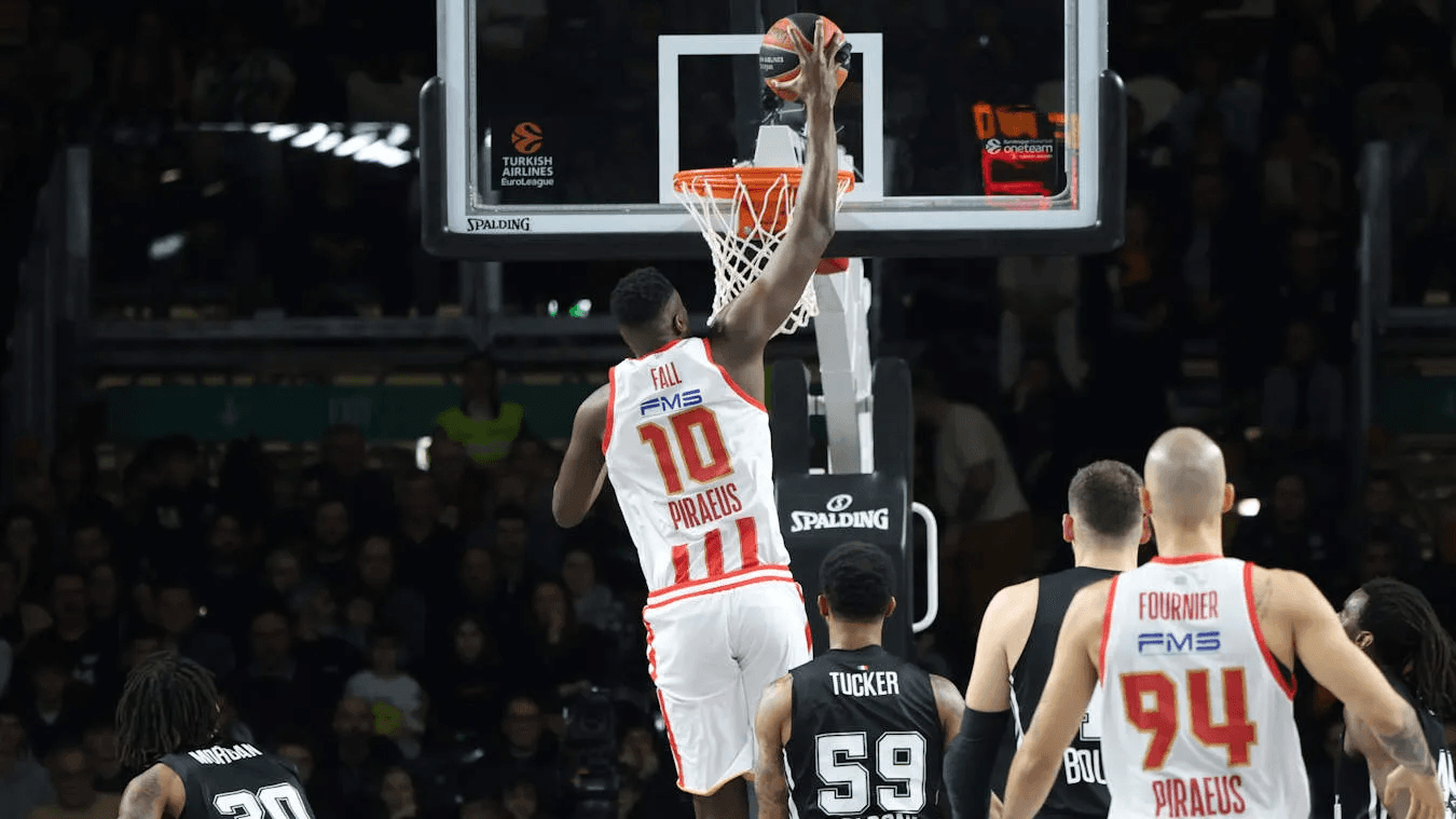 L’Olympiakos de Fournier et Fall surclasse la Virtus Bologne et se rapproche des playoffs