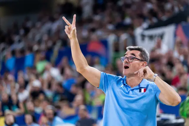 Mickaël Hay : « Les garçons ont été irréprochables… C’est dommage que le match soit décidé par les arbitres »