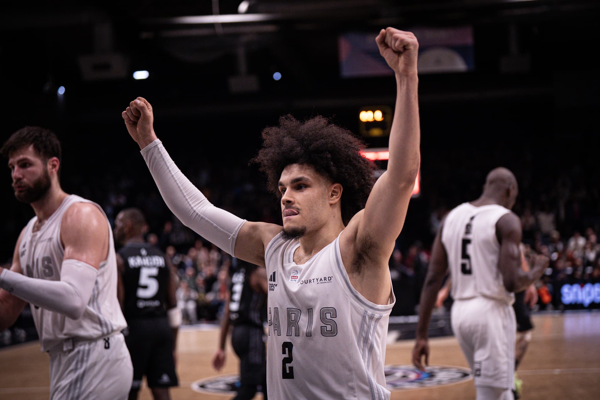 Paris remporte le choc et rejoint l’ASVEL à la 2e place