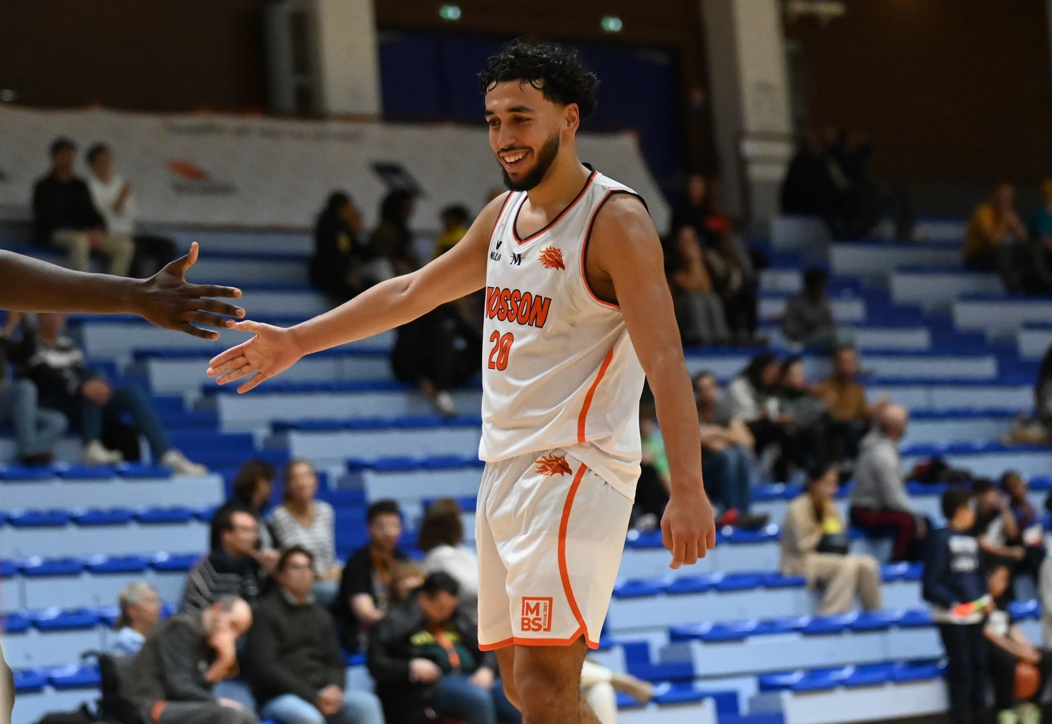 Naïm Houstani frôle l’histoire : 41 points et 12 passes pour porter Montpellier à Avignon