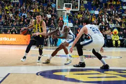 Nando De Colo continue de régaler depuis son retour au Fenerbahçe Istanbul