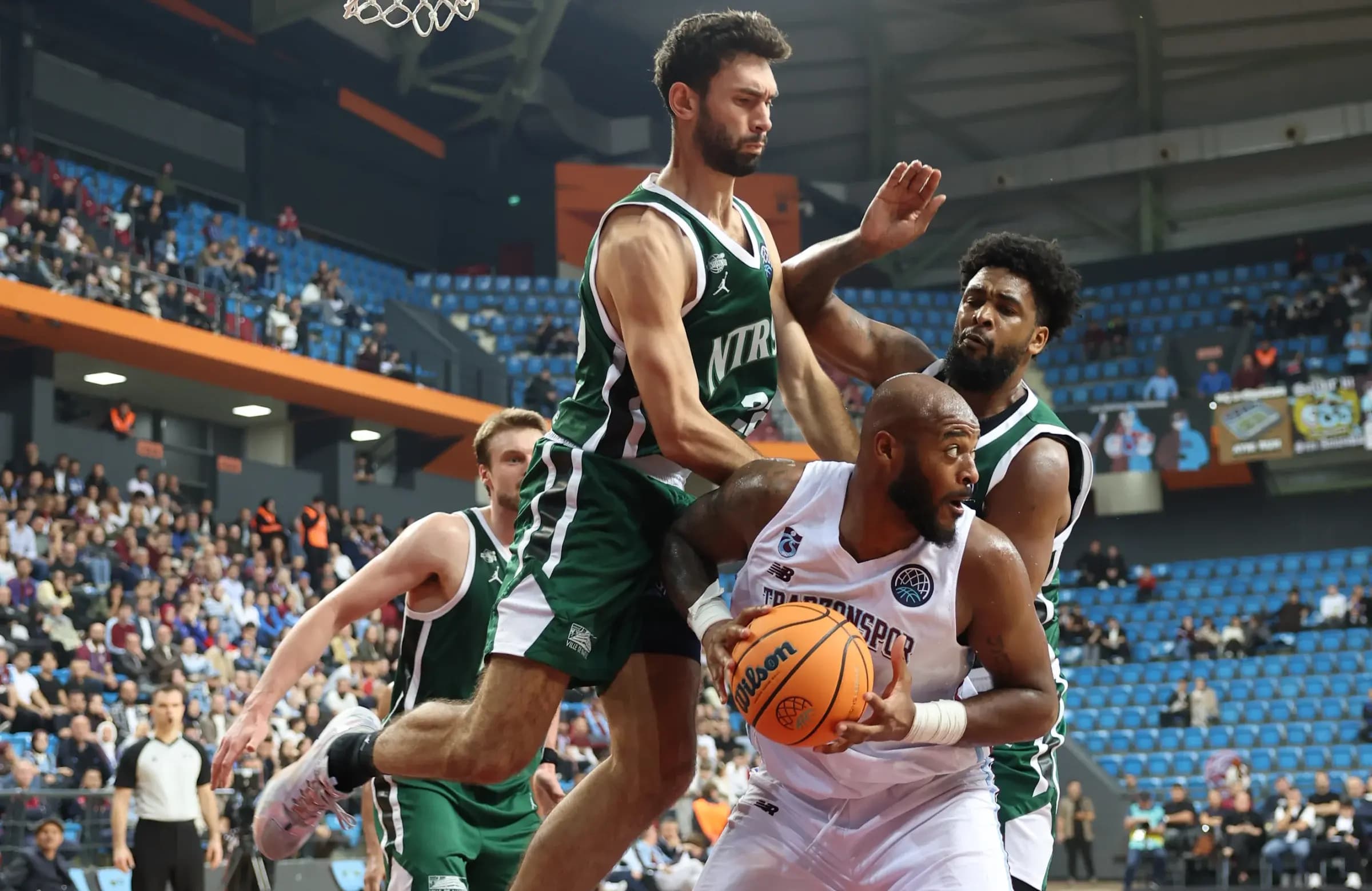 Julien Mahé "fier" de Nanterre malgré la défaite en Turquie