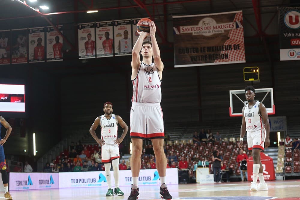 Cholet, Limoges et l’ASVEL enchaînent, Blois stoppé