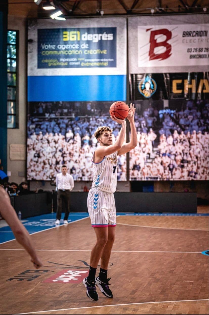 Nathan Pineau passe de Châlons-Reims à l’ASVEL