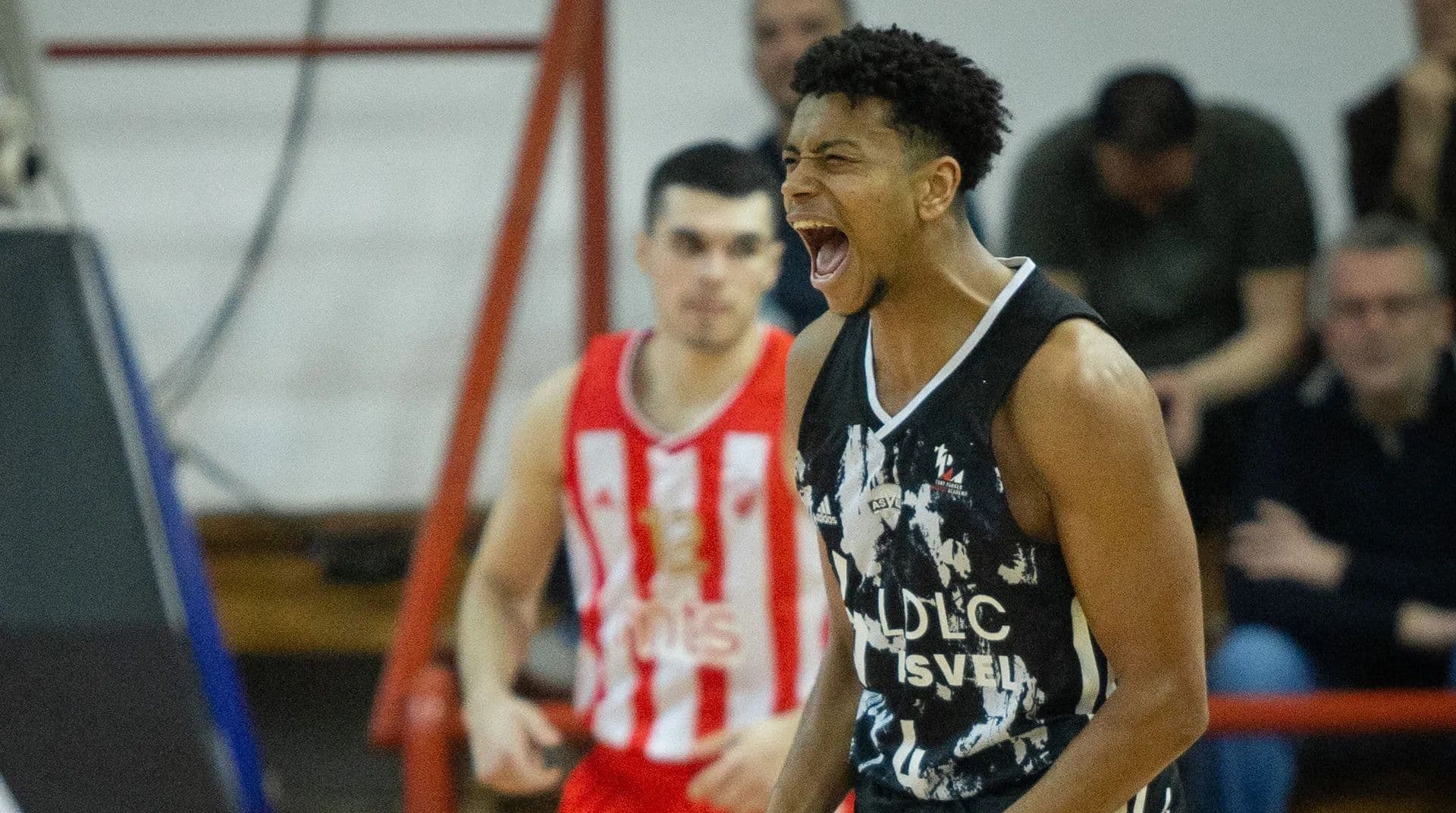 NGT : L’ASVEL s’en sort contre l’Etoile Rouge, Pacôme Dadiet brille