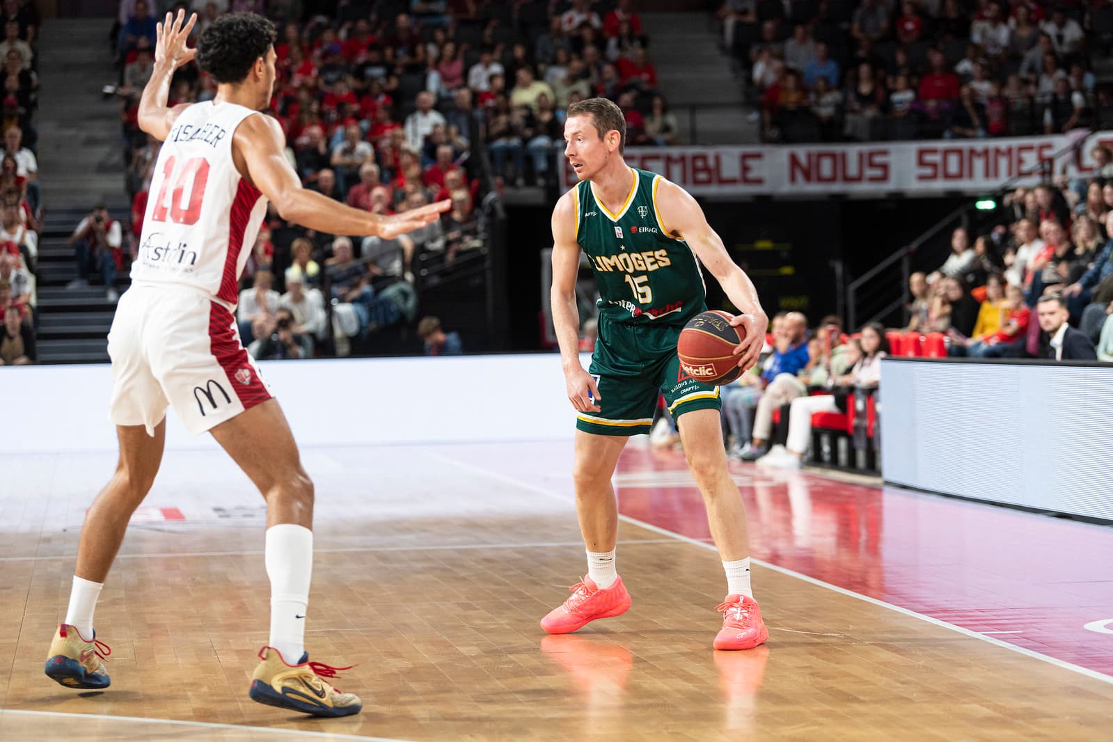 Nicolas Lang ne cache pas « sa colère » après la sanction contre Limoges