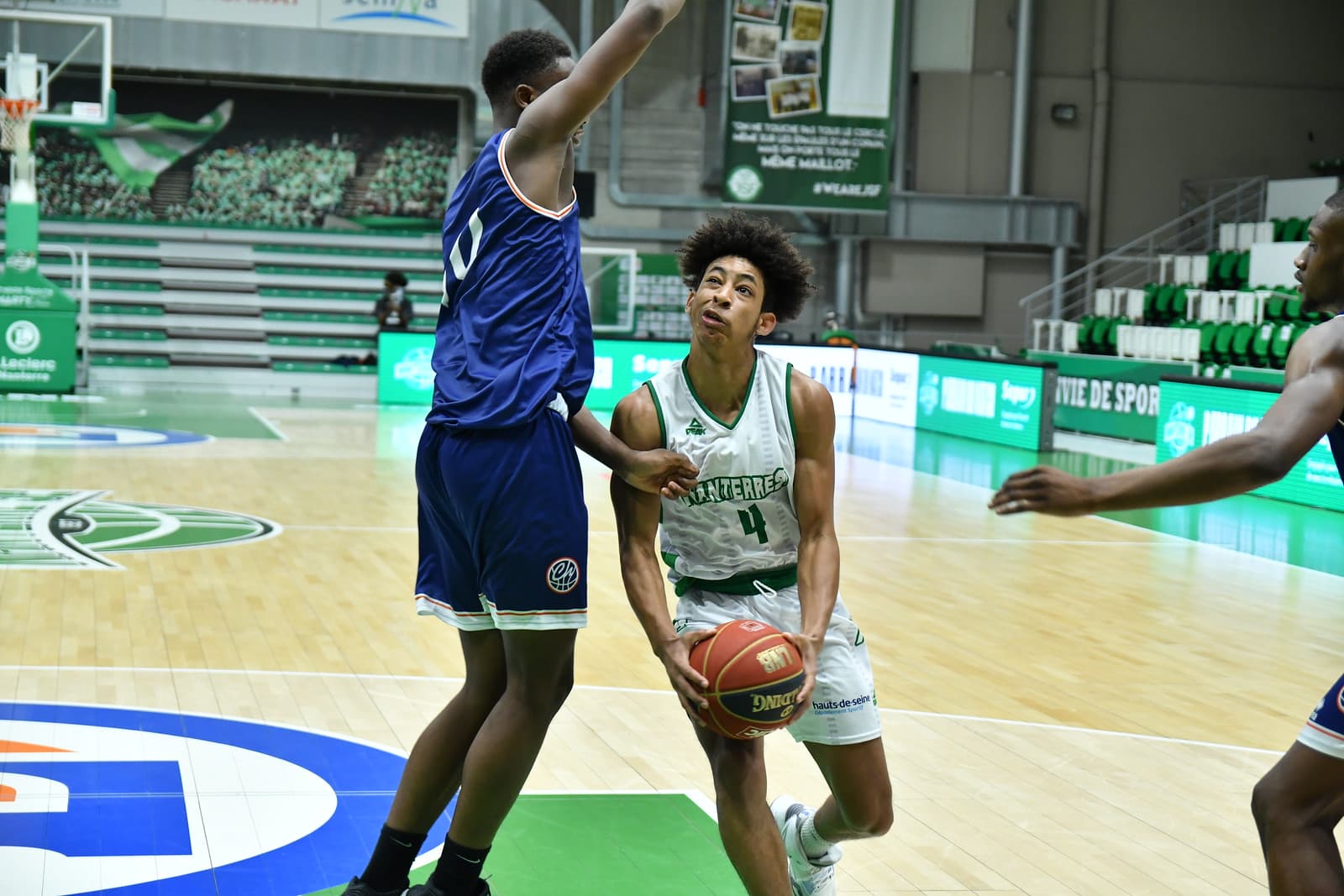 Noa Calabre prêté par Nanterre à Vitré pour la saison 2024-2025