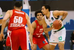 Noah Kirkwood change de club en EuroCup
