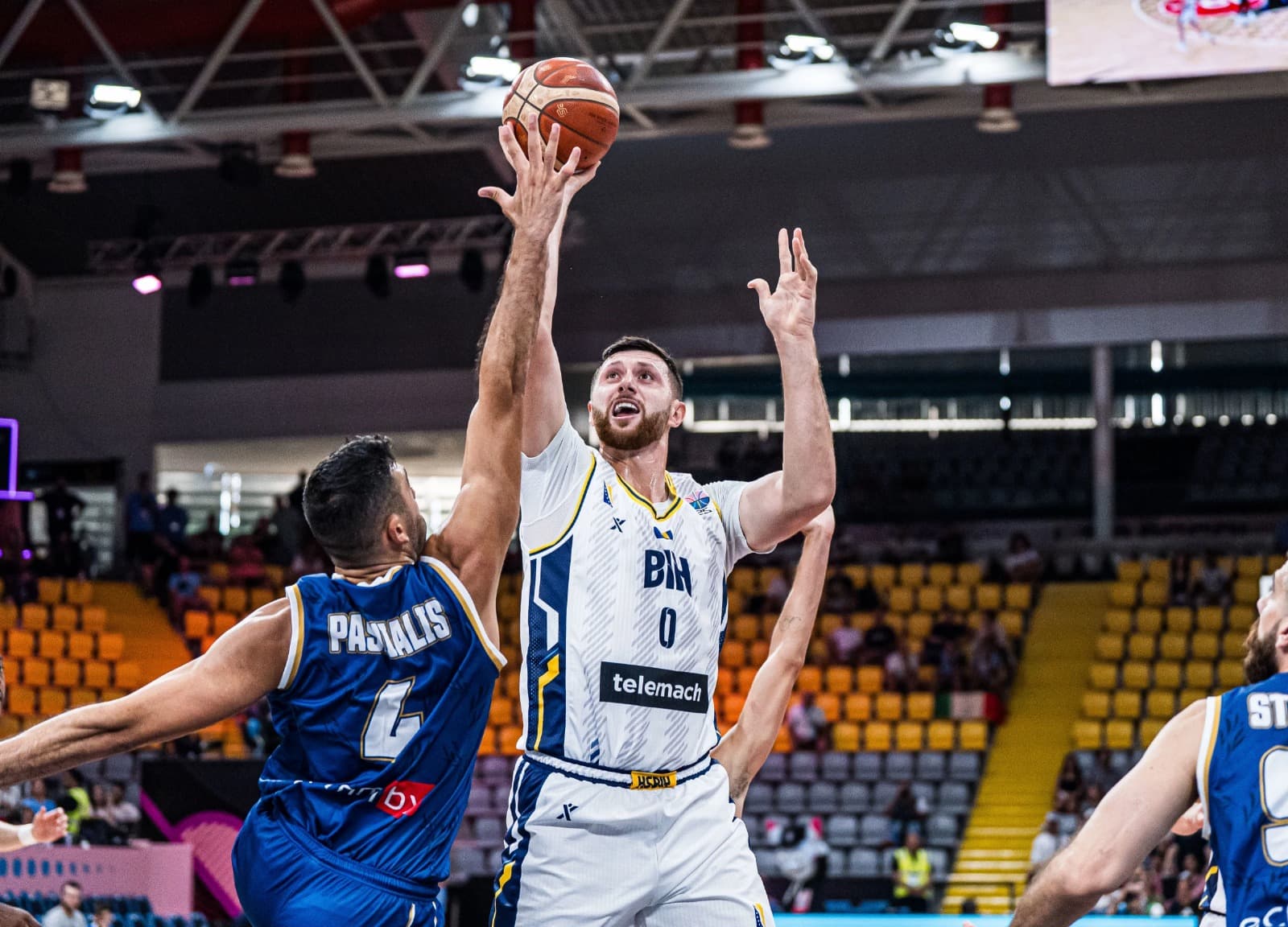 La Bosnie-Herzégovine étrille Chypre, hôte de l’EuroBasket, pour son entrée en lice