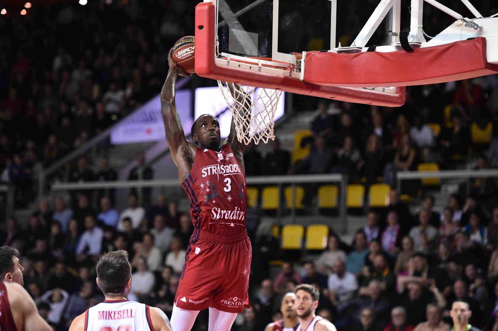 Mal en point, la SIG Strasbourg pourrait encore modifier son effectif