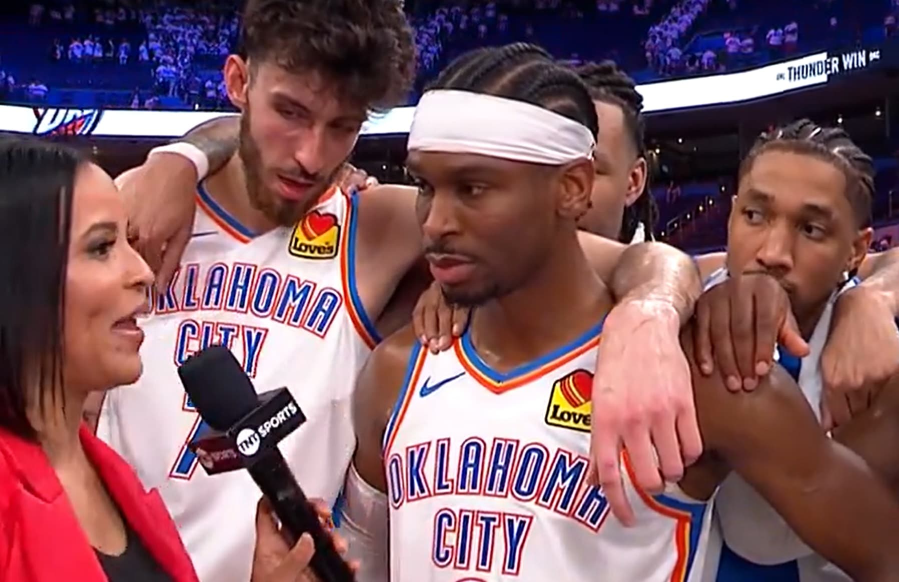 Oklahoma City lance ses playoffs par une victoire