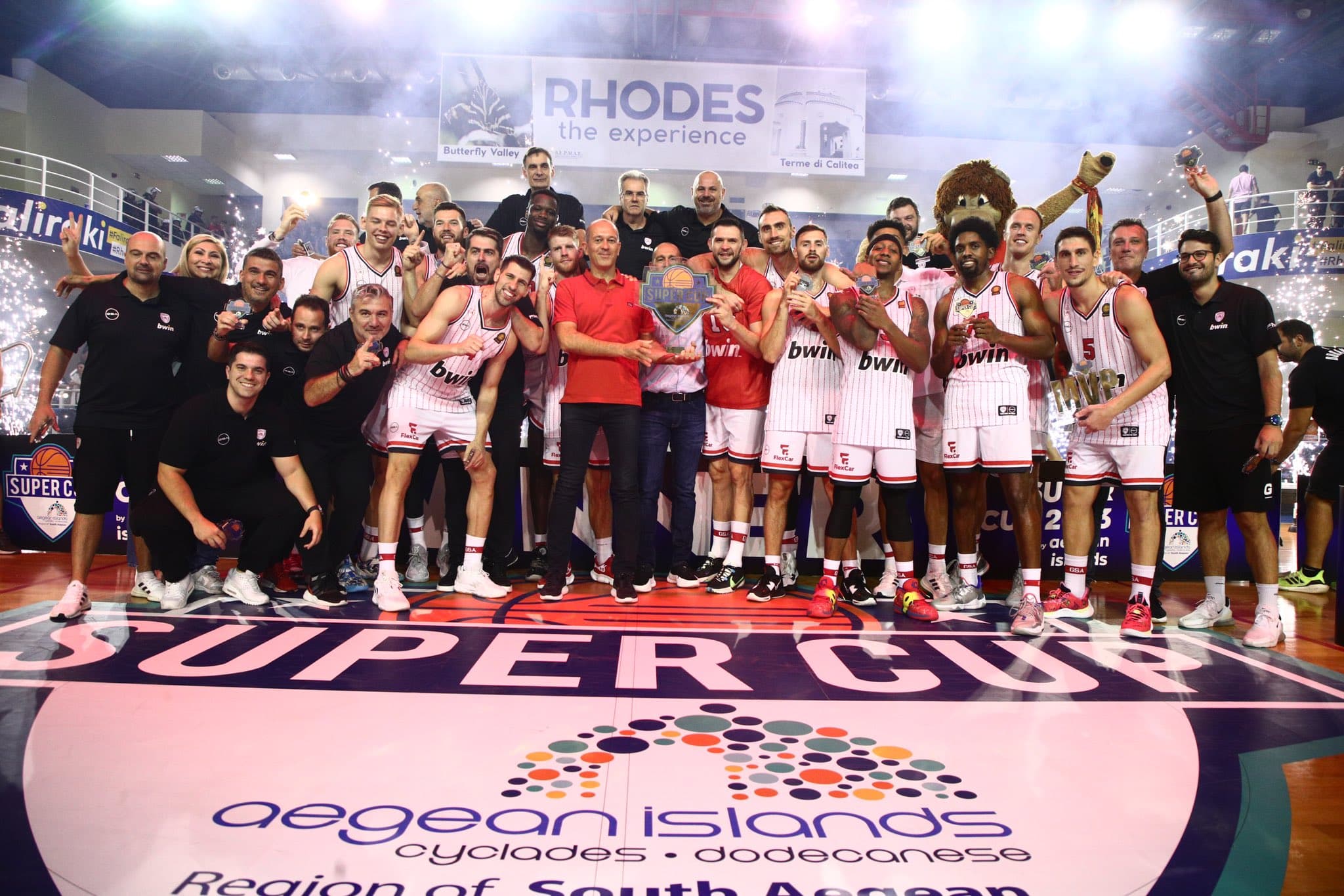 L’Olympiakos de Moustapha Fall remporte la SuperCoupe de Grèce 2023