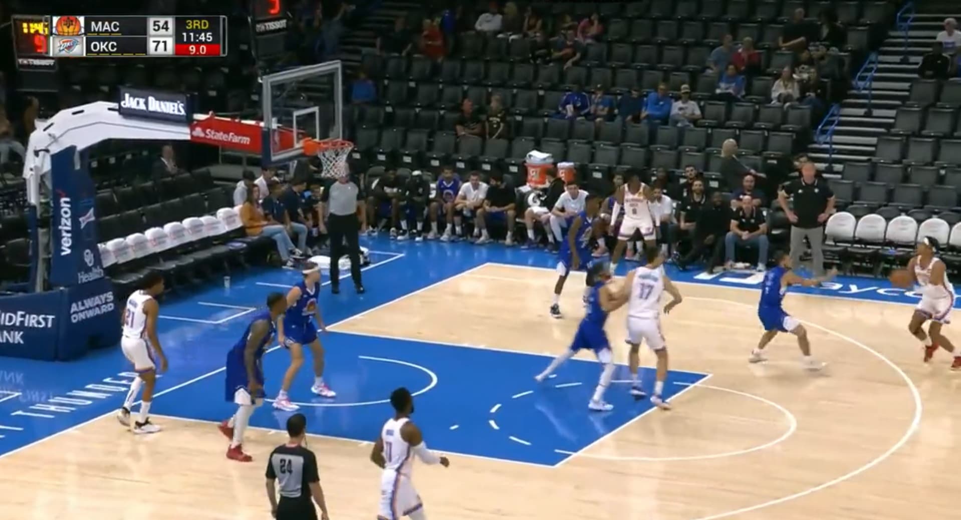 Ousmane Dieng séduisant contre le Maccabi Ra’anana