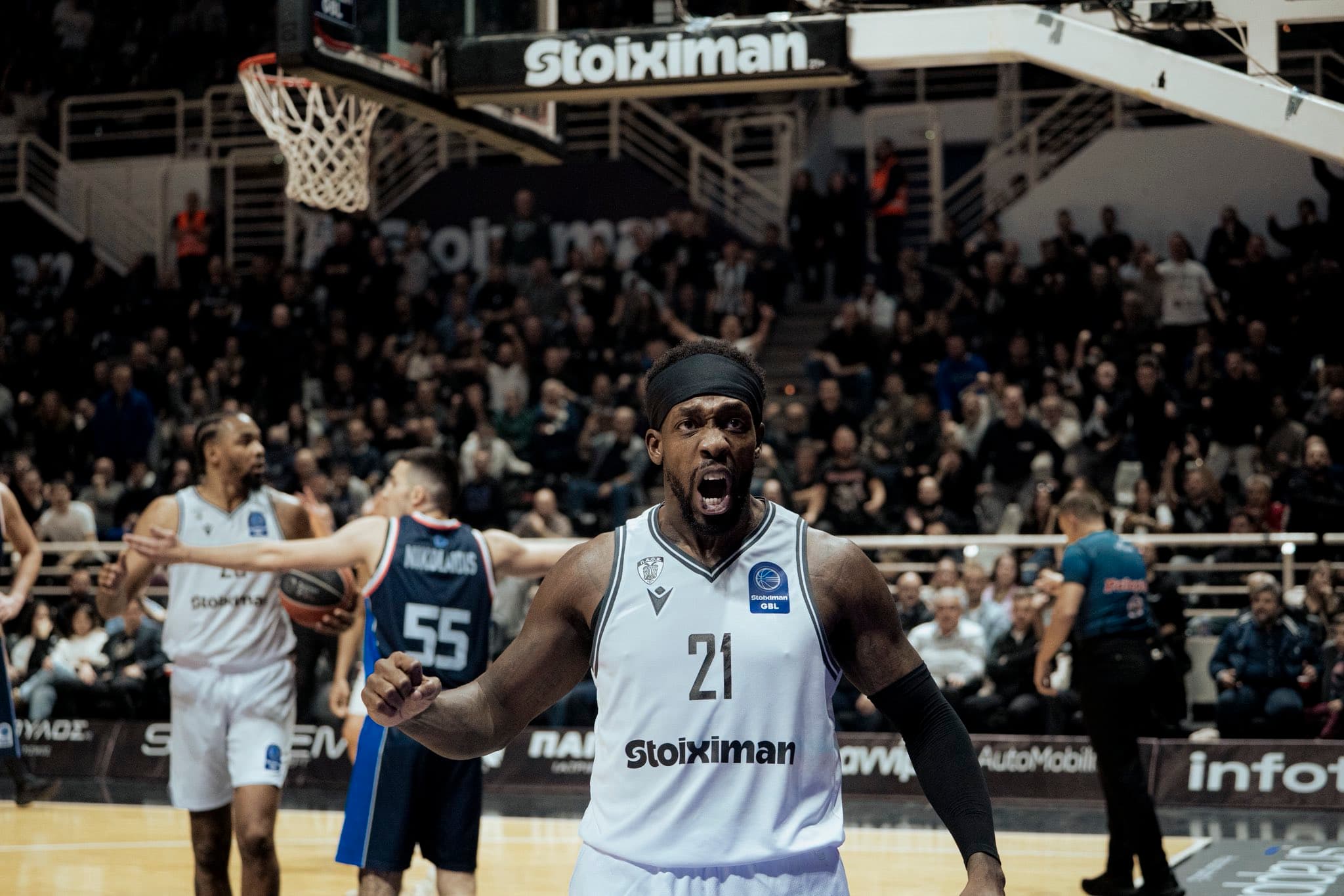 Débuts victorieux pour Patrick Beverley au PAOK Salonique, derrière le carton de Cleveland Melvin