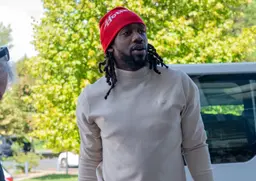 Pat Beverley a prévu le bonnet pour l'hiver en Dordogne
