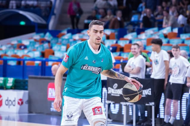 Pau soigne sa rentrée