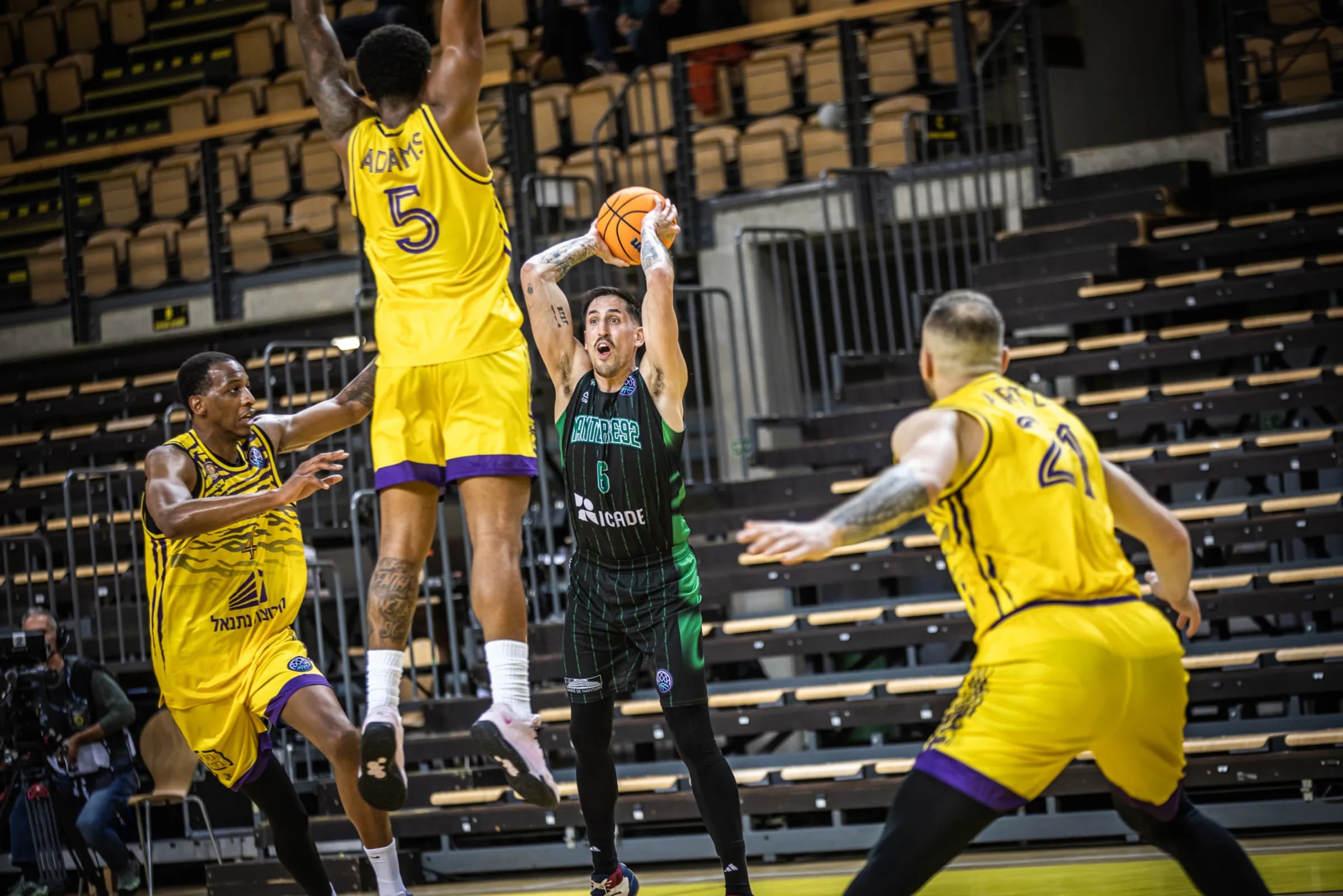 Le match Nanterre – Hapoël Holon se joue finalement avec du public