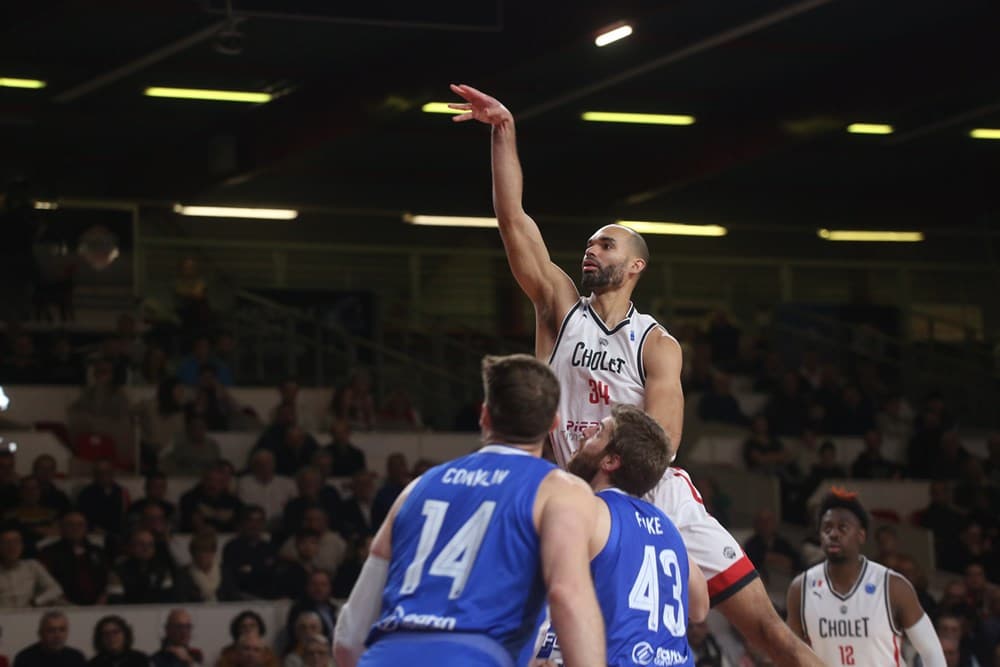 Cholet prend sa revanche sur Porto et finit premier du groupe I