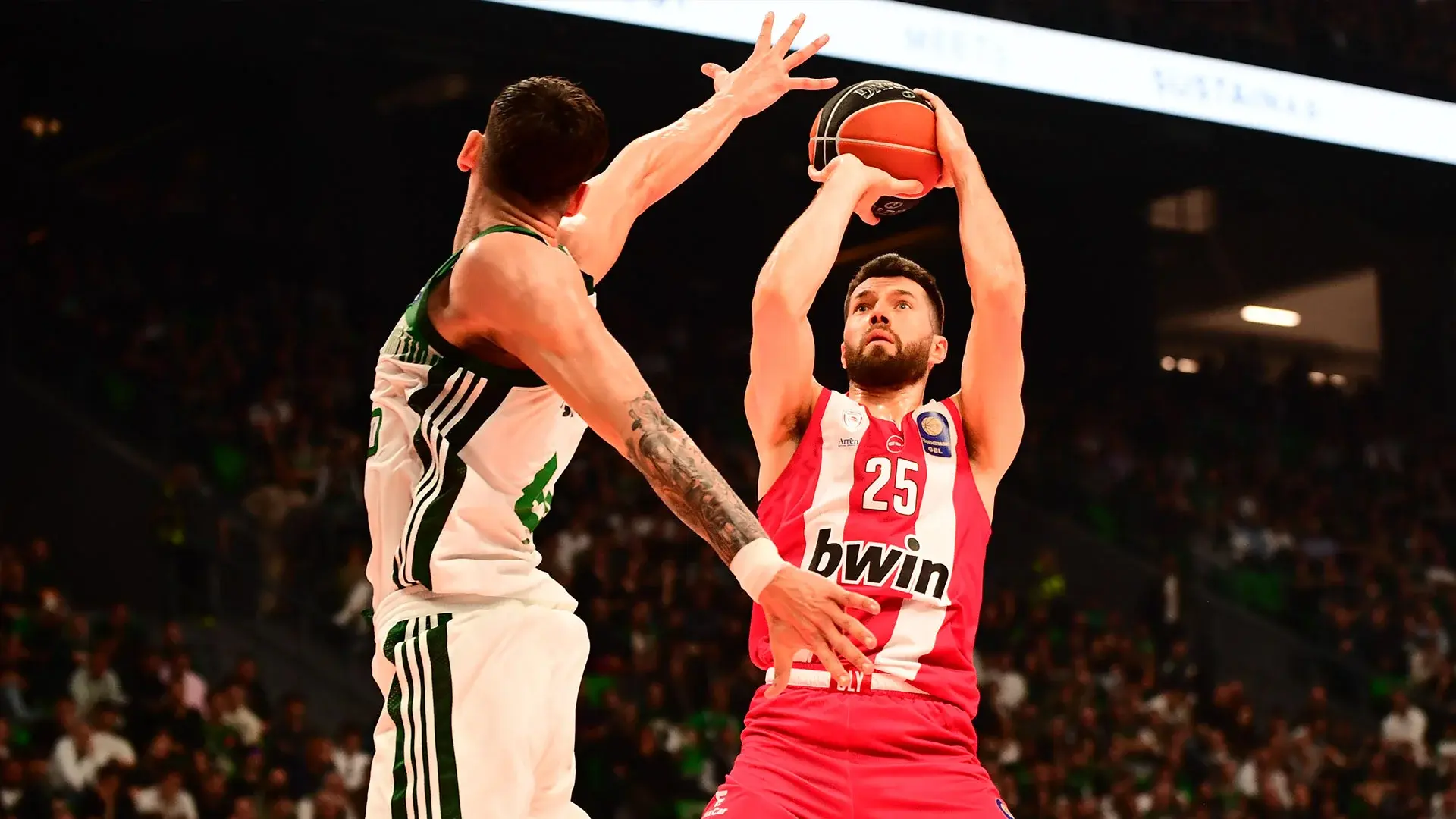 L’Olympiakos s’impose dans un derby électrique face au Panathinaikos marqué par les expulsions de Nunn et Dorsey