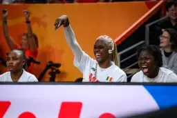 Coupe du monde le lundi, NF2 le samedi : le grand écart de Mama Cissé