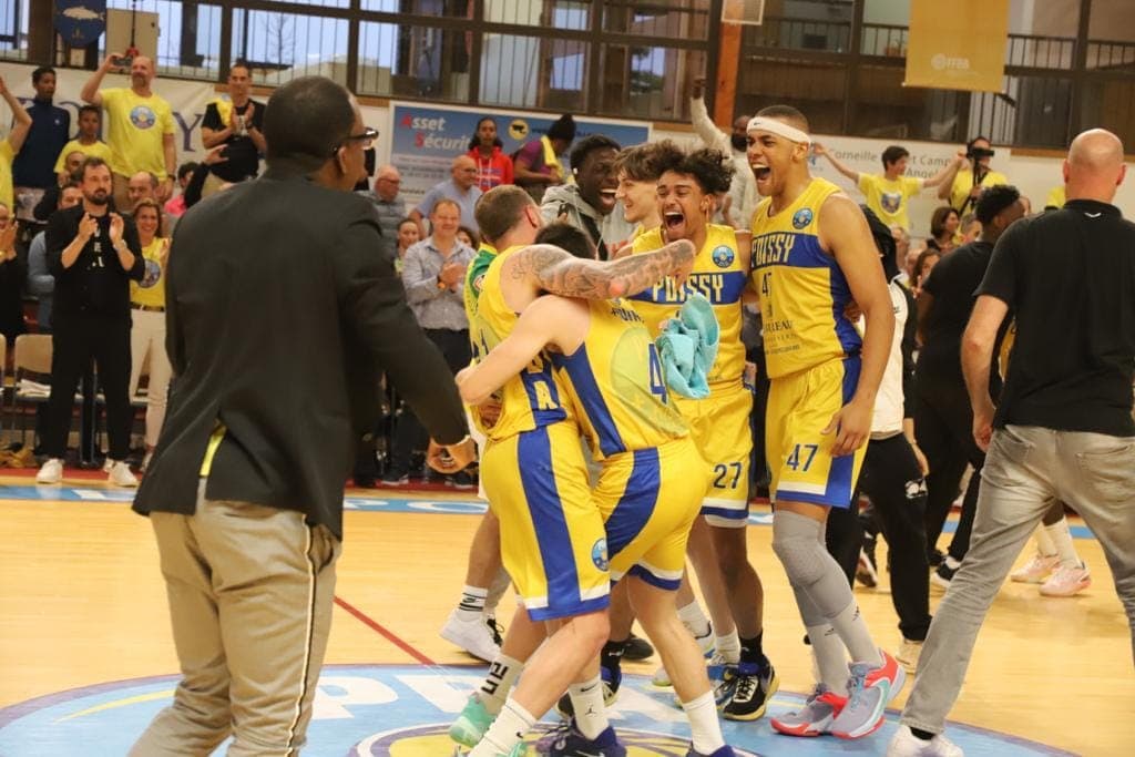 Poissy et Avignon de retour en NM1