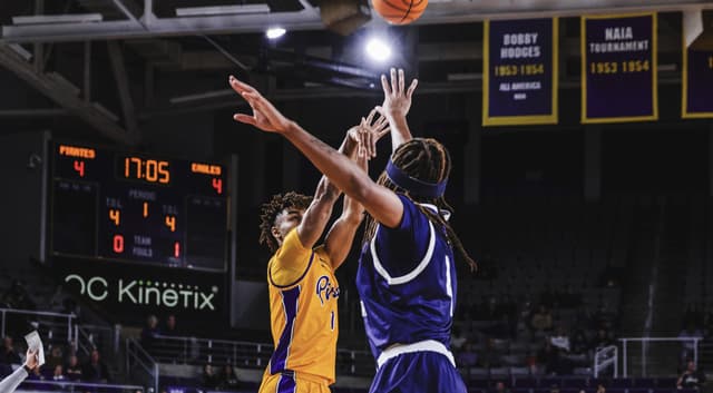 Quentin Diboundje flambe en NCAA (27 points)