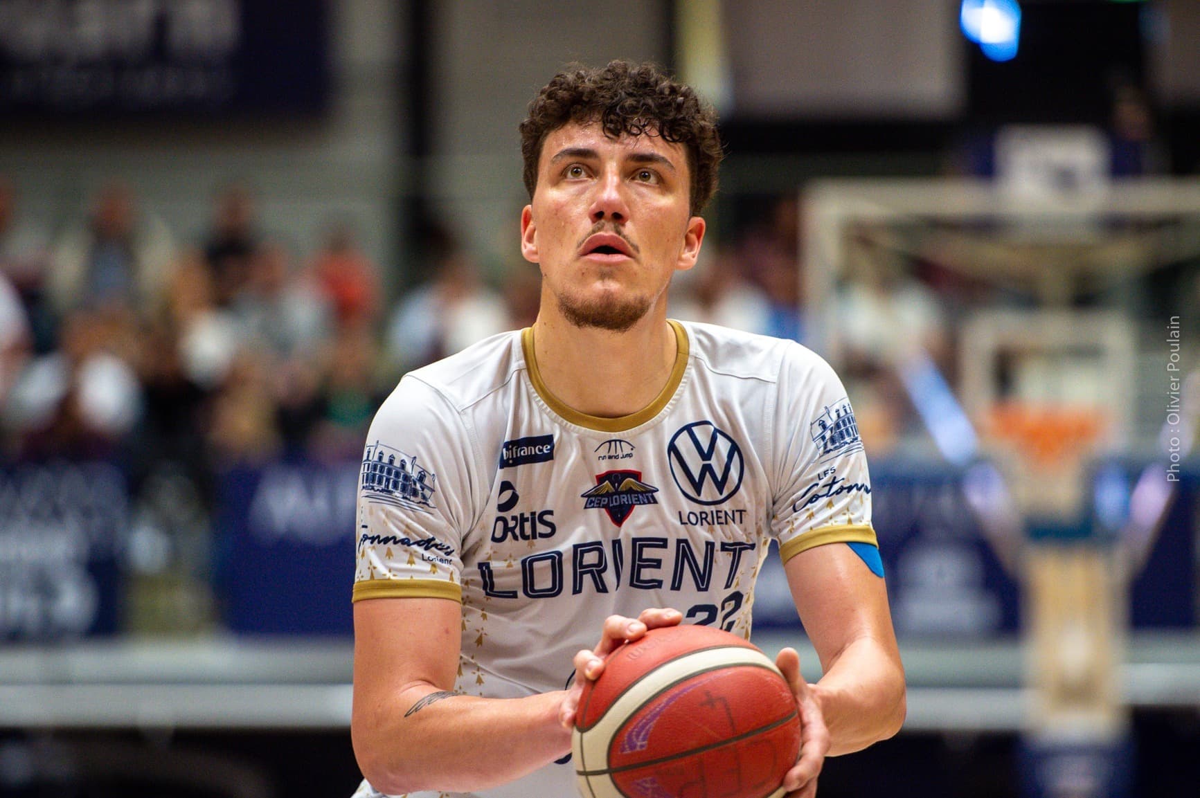 Quentin Losser signe à Hyères-Toulon