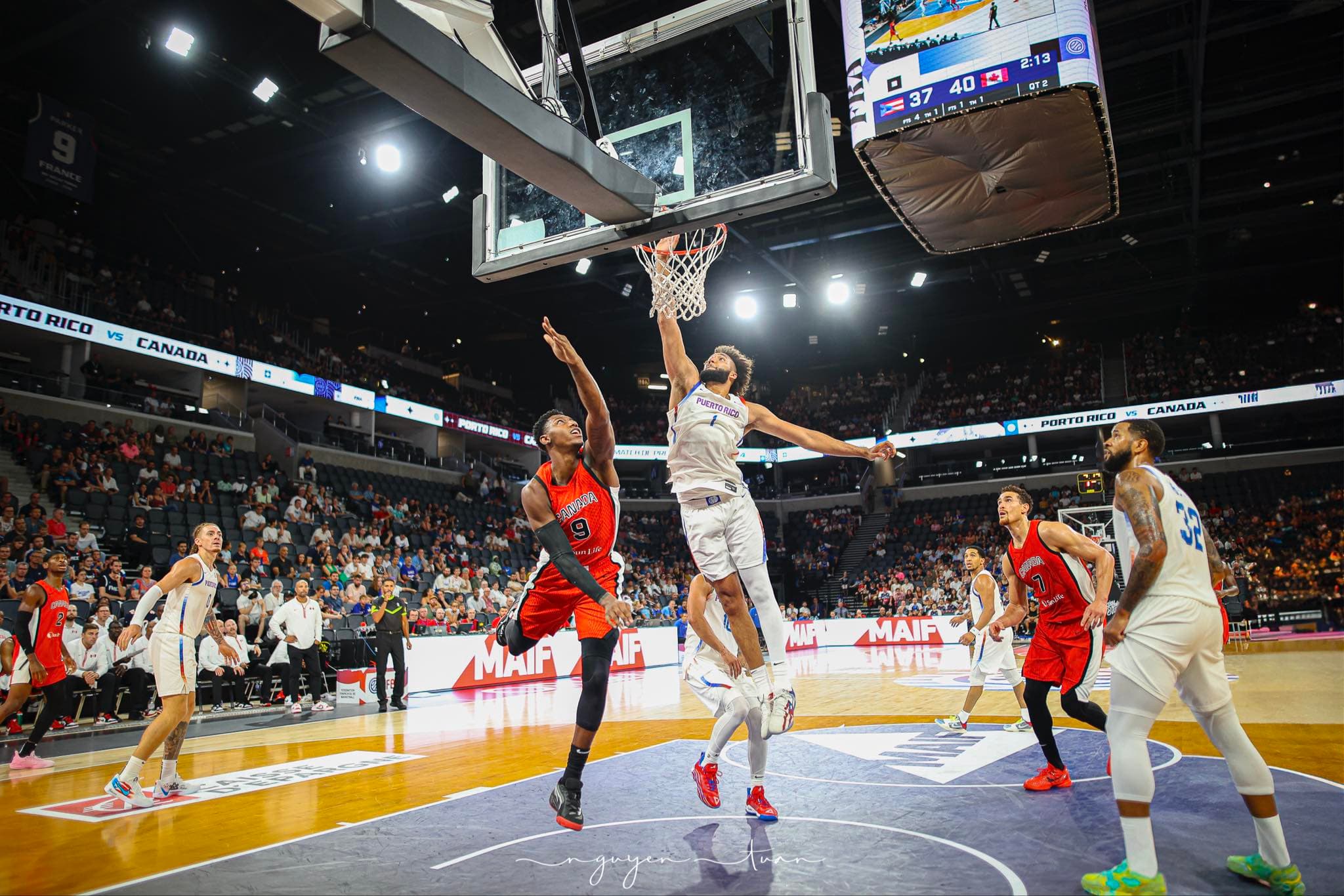 La Serbie gère le Japon, le Canada s’emploie pour battre Porto Rico