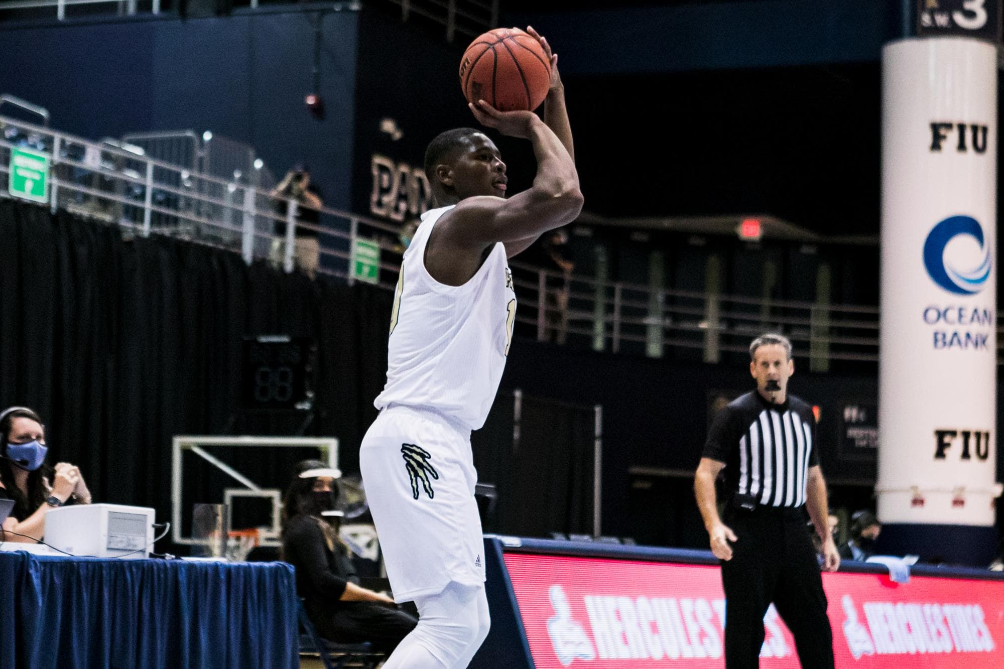 Radshad Davis renforce Challans