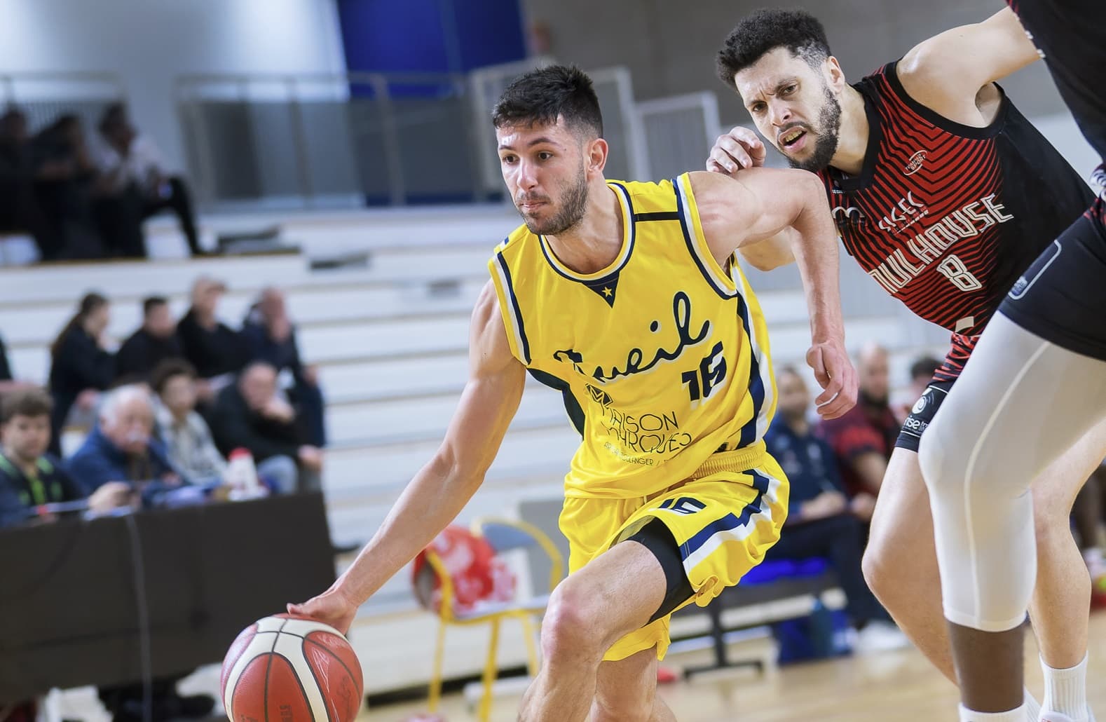 Rueil continue de surprendre, Caen fait une bonne opération