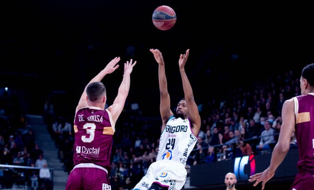 Raijon Kelly arrive en renfort à Angers