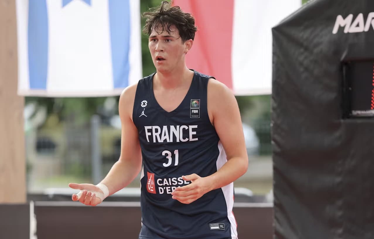 Raphaël Sclear signe à Monaco