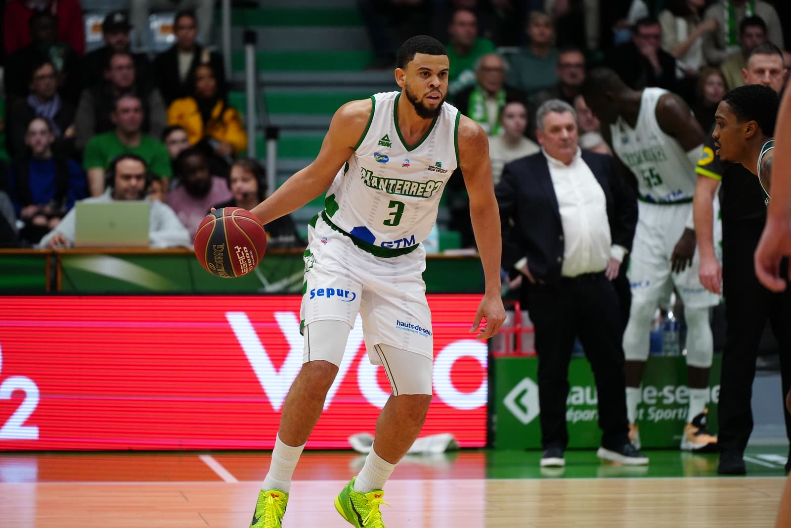 Ray McCallum va découvrir le championnat italien à Pesaro