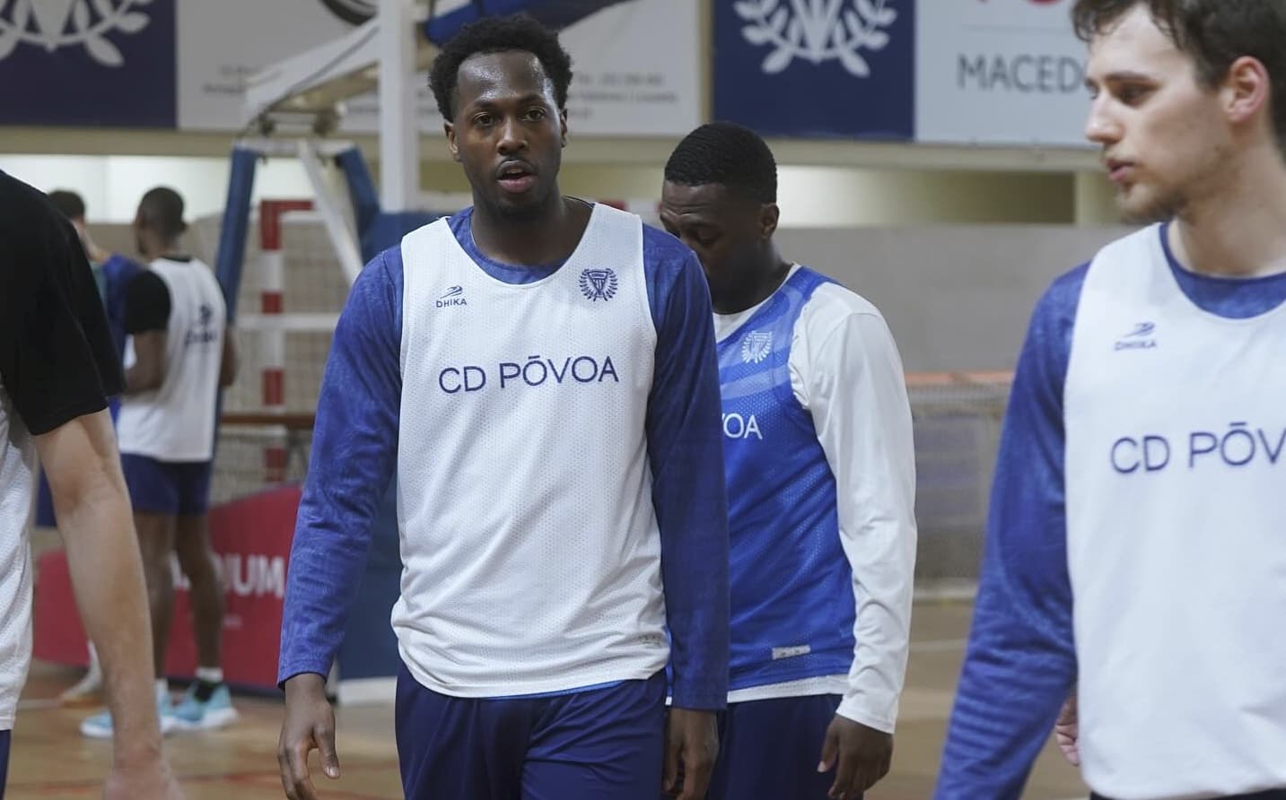 Renathan Ona Embo marque encore 32 points pour son deuxième match au Portugal