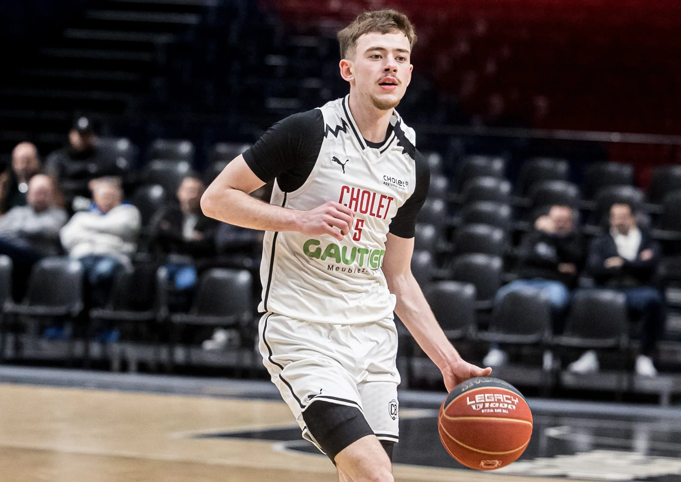 Robin Pluvy, le pari de Toulouse pour tenir la mène avec Dennis Ona Embo