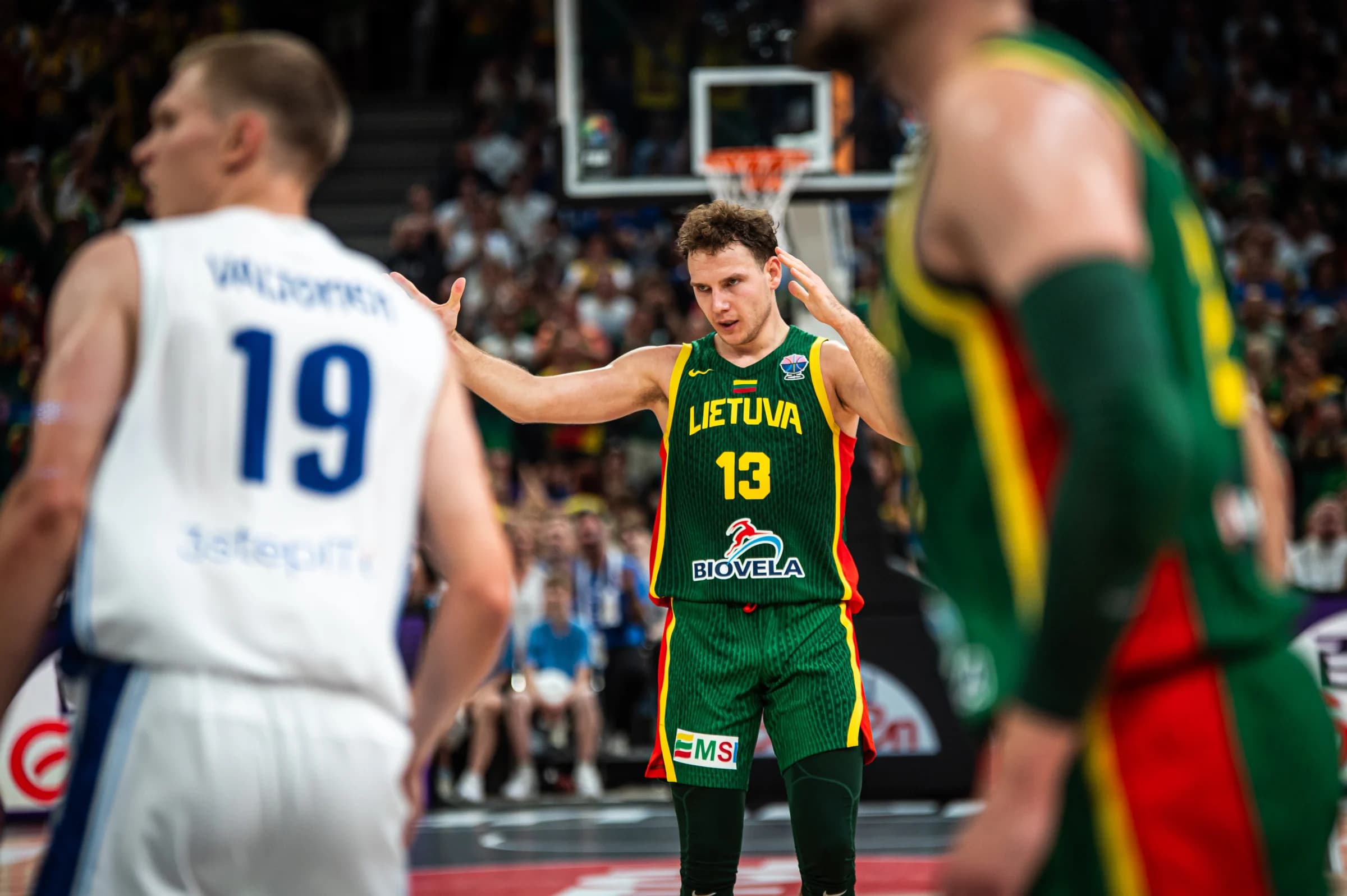 La Lituanie bat la Finlande 81-78 : Markkanen freiné pour la première fois à l’Euro 2025